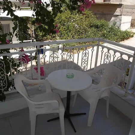 Apartman Roses *