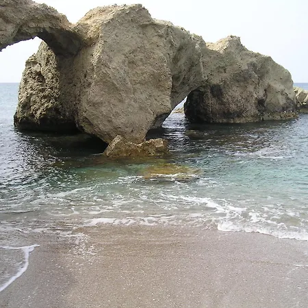 Roses Studios Karpathos Town (Pigadia)