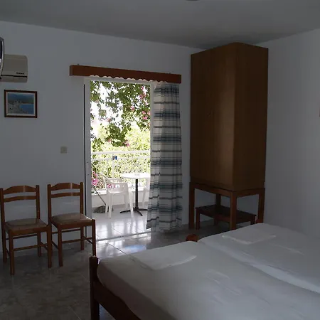 Roses Studios Karpathos Town (Pigadia)