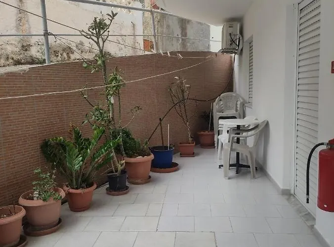 Apartment Roses Studios *